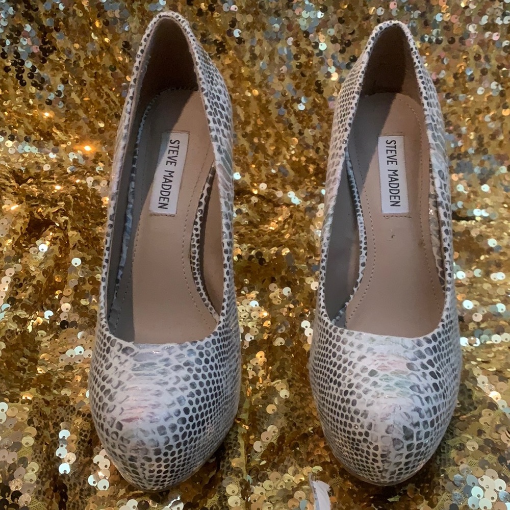 Stunning Stilettos from Steve